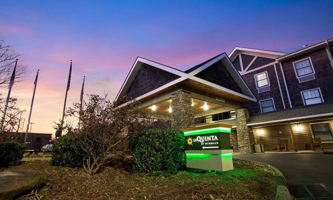 Boone Hotel | La Quinta Inn & Suites by Wyndham Boone University