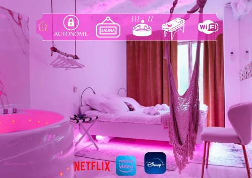 Vierzon Apartment | La Rêverie - Jacuzzi Lounge & Massage