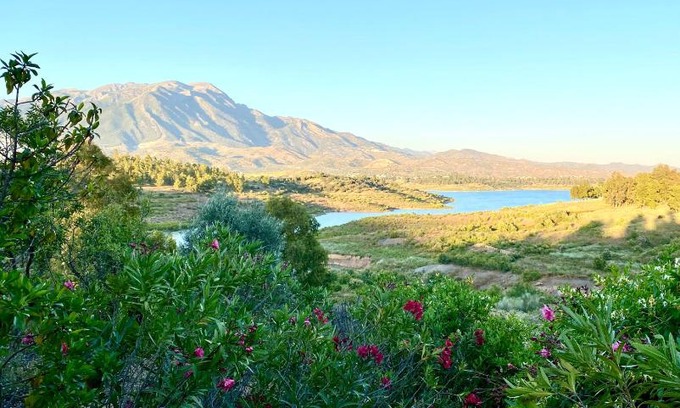 Vinuela House | La Rústica en Viñuela, piscina privada