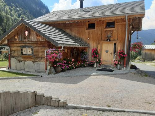 Montriond Ski Chalet | La R'mise
