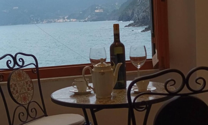 Vernazza Apartment | La Randa Apartment