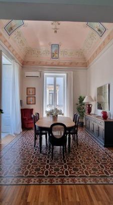 Borgo-Sanzio Apartment | La Renaissance