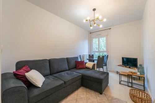 Stains Apartment | La Reposée - Appt à 25 min de Paris