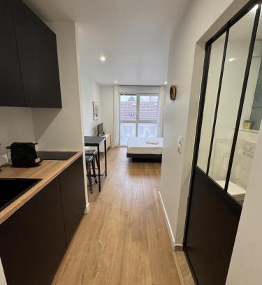 Jouvence House | LA RESIDENCE REPUBLIQUE caméras et surveillances sur place