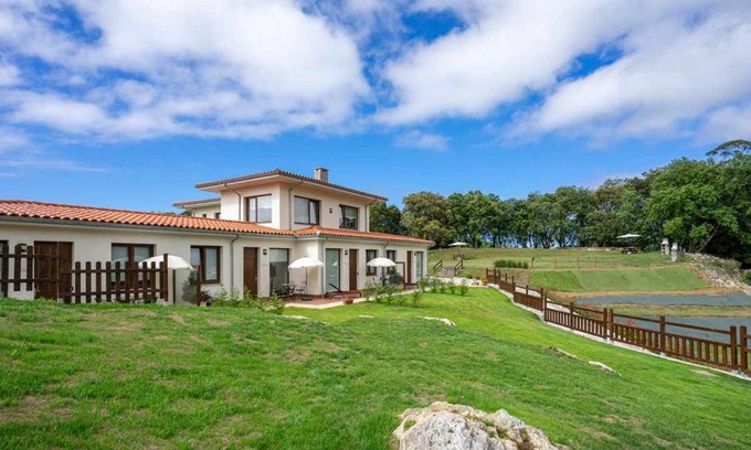 Llamigo Apartment | La rexidora appto rinoceronte lanudo