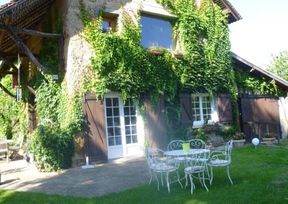 Faverges-de-la-Tour House | La Rolandière