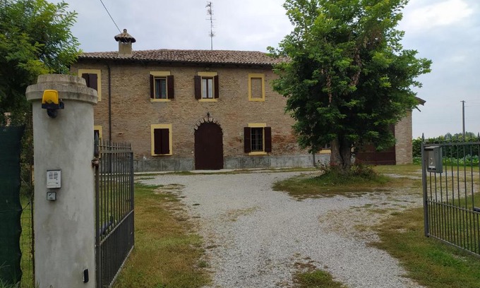 Nonantola Bed & Breakfast | La Rosa Selvatica