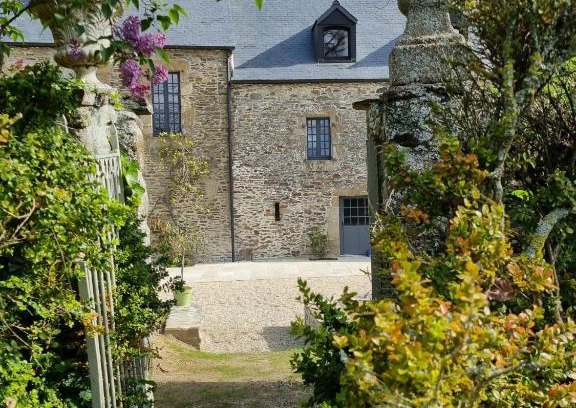 Saint-Benoit-des-Ondes House | La Seigneurie des Ondes