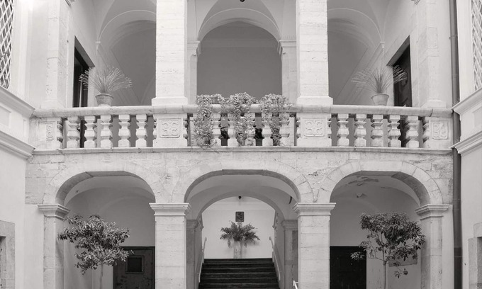 Trani House | La Soffitta Covelli