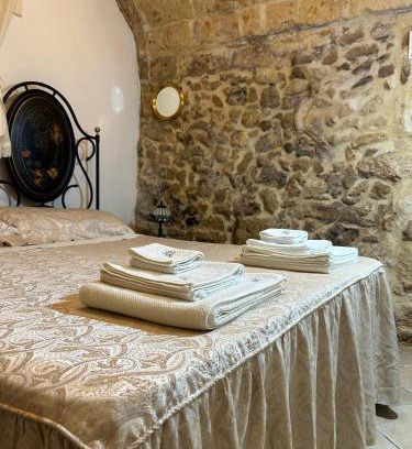 Oria Historic Centre House | La Stalluzza Menorah Holiday House