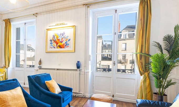 Downtown Angers Apartment | La Suite Matisse - 700m centre-ville