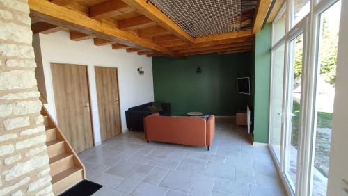 Beaumont House | La tanière des trois Ogres, à 10min du Futuroscope