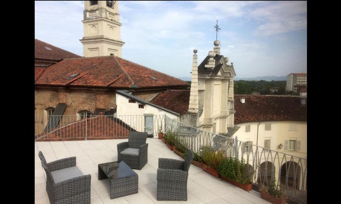 Venaria Reale Apartment | La Terrazza sulla Venaria Reale