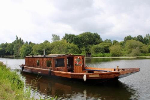 Blain Boat Rental | La Toue de Blain