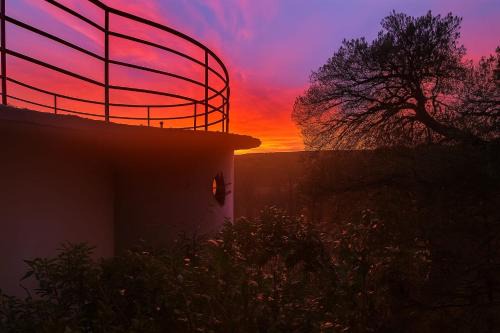 Saint-Etienne-de-Chigny Apartment | La Tour'angelle