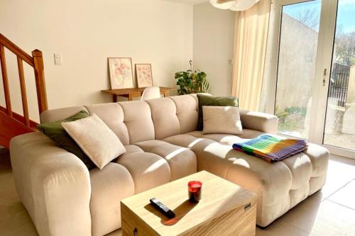 Saint-Jean-d'Angely House | La Touzetterie avec SPA-cour privée