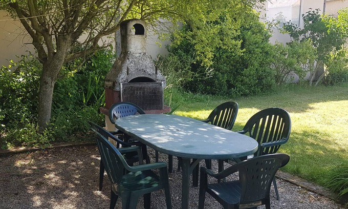 Champigny-sur-Veude House | La Truffière