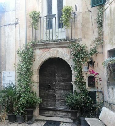Casalvieri House | La Vecchia Casa