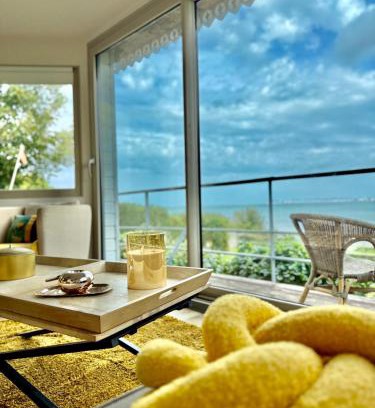 Cricqueboeuf House | La vigie maison les pieds dans l'eau