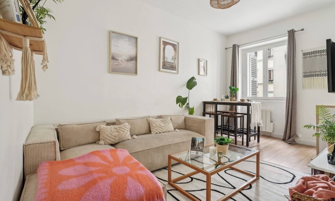 Ternes Apartment | La Villa Bali aux Champs Élysées