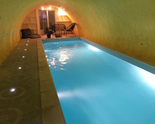 Vinay Villa | LA VILLA CAPUCINE