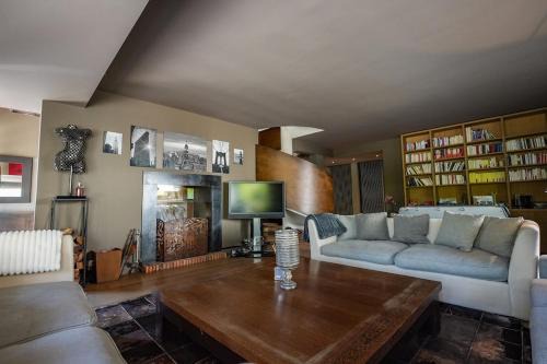 Neauphle-le-Vieux Villa | La Villa du Cinéma