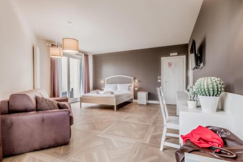 Tivoli House | La Villa