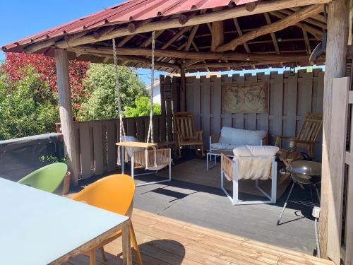 Lahontan House | La villa Jeanne- Charmante maison avec très belle terrasse couverte à 10 min du centre de Salies de Bearn