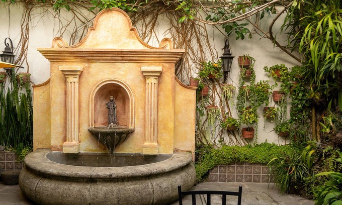 Antigua Guatemala Bed & Breakfast | La Villa Serena