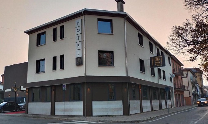 Mogliano Veneto Hotel | LAERTE PALACE HOTEL