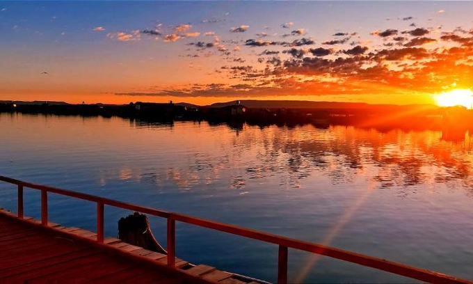 Puno Cabin | Lago Titicaca