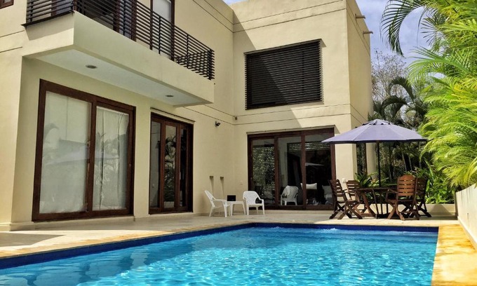 Girardot House | Lagos del Peñon: Casa 10 - Puerto Madero