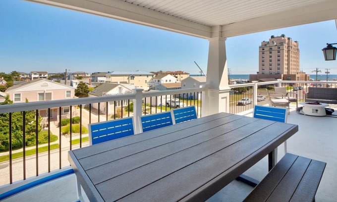 A-Zone House | Laguna Luxury : PRIME LOCATION 5BD OCEAN VIEWS BUILT IN 2020