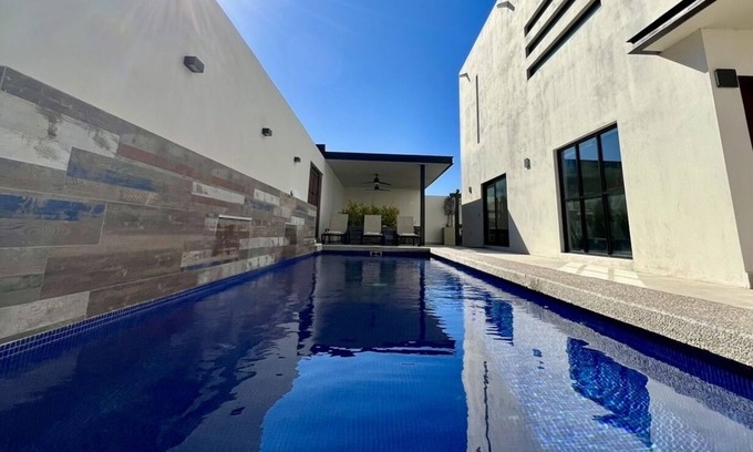 Laguna Shores House | Laguna Shore Thing, modern beach house w/private pool, resort, sleeps 20
