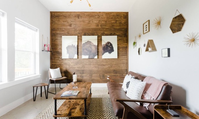 Apache Shores House | Lake Austin Adventure Headquarters