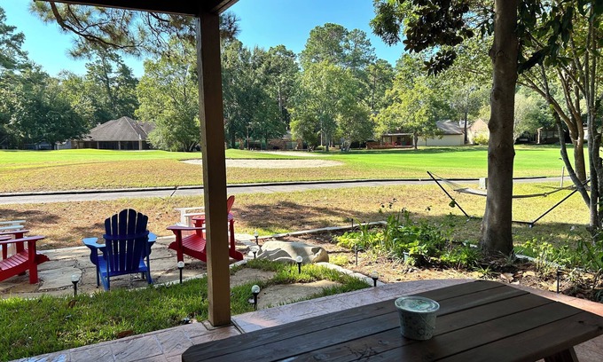 April Sound House | Lake Conroe: Golf Course Views + Pool Access in Private Resort Community