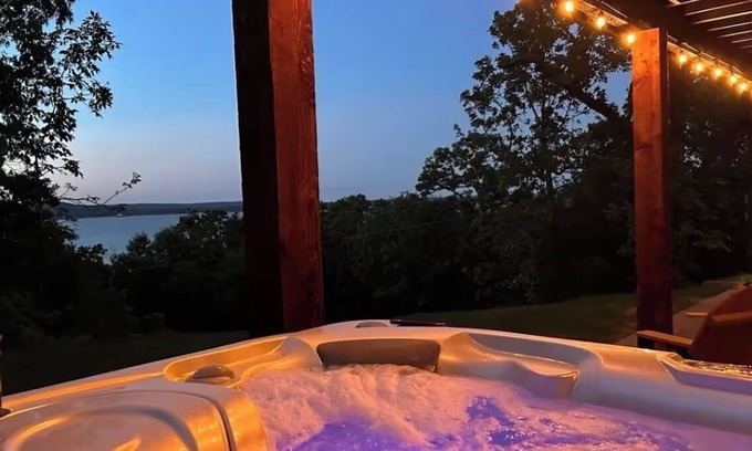 Longtown Cabin | Lake Eufaula- Luxury Lake House, Lake Views Hot Tub 3 Decks Air Hockey,Fire Pit