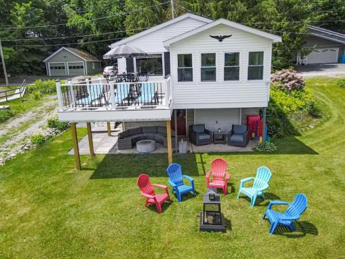 Hamilton Apartment | Lake Front Home #5