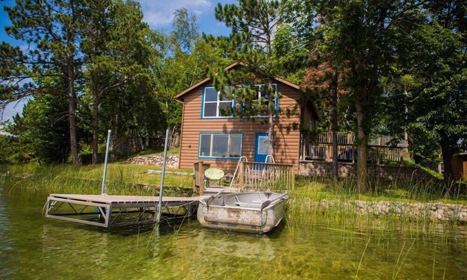 Park Rapids Cabin | Lake front relaxation, swim, kayak fish, play!