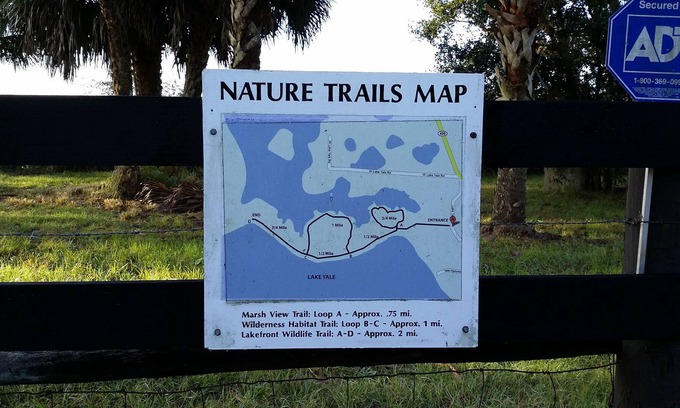 Umatilla House | Lake Front Rustic Ranch - FREE: Canoes,kayaks, fishing rods, bikes, paddle boat