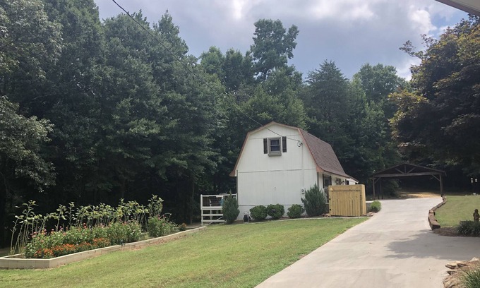 Lavonia House | Lake Hartwell Barn house on acreage with private swim dock. Dog friendly.