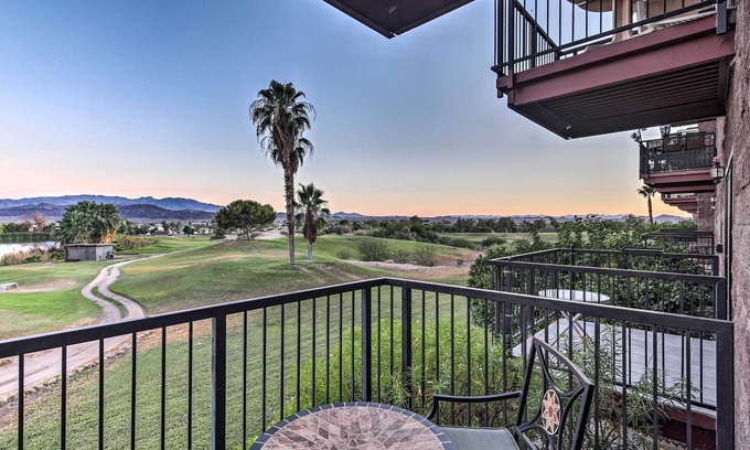 Lake Havasu City Condo | Lake Havasu Getaway w/Golf Course & Lake Views!