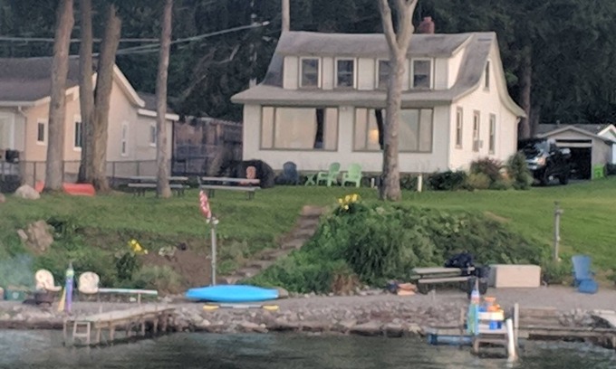 Bridgeport House | Lake House on Oneida Lake