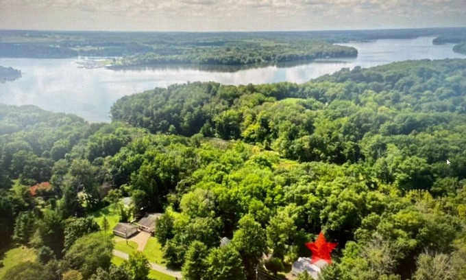 Cynthiana House | LAKE HOUSE ON ROCKY FORK!