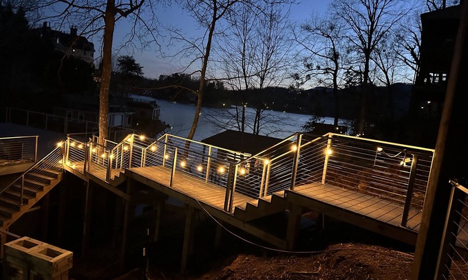 Lake Lure House | Lake Lure Luxury Rental: 5 Bedrooms, 4.5 baths, sleeps 14, on lake w/game room