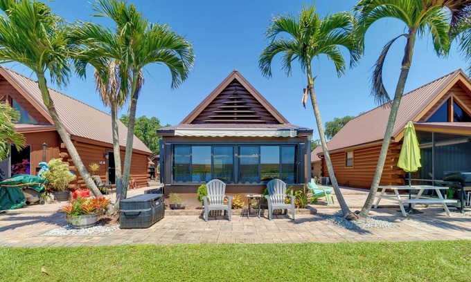 Okeechobee Cabin | Lake Okeechobee Cabin w/Boat Launch & Patio