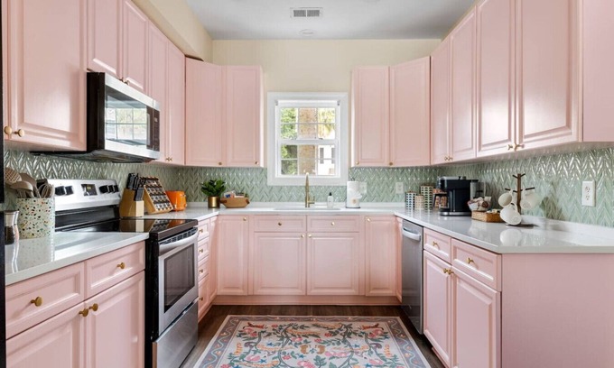 North Charleston Apartment | Lake Palmetto Retreat ~ 10 min to Downtown CHS