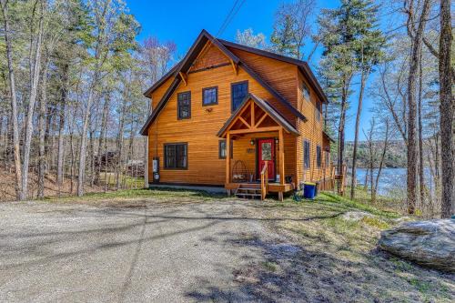 Ludlow House | Lake Rescue Retreat