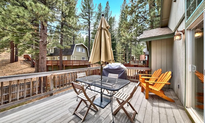 Montgomery Estates House | Lake Tahoe Golden Bear Retreat Hot Tub, Pet Friendly fall discounts in place