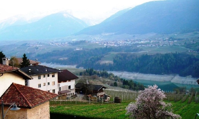 Revo House | Lake view! Delightful apartment complete with all comforts, new- App. 1